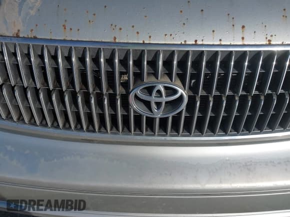 ✅ 2000 Toyota Avalon XL • VIN: 4T1BF28B6YU033254 • Lot: 43875129. Listed on IAAI with 308,802 mi. Free auction sales archive from the USA and detailed vehicle history report at DreamBid. Image 6.