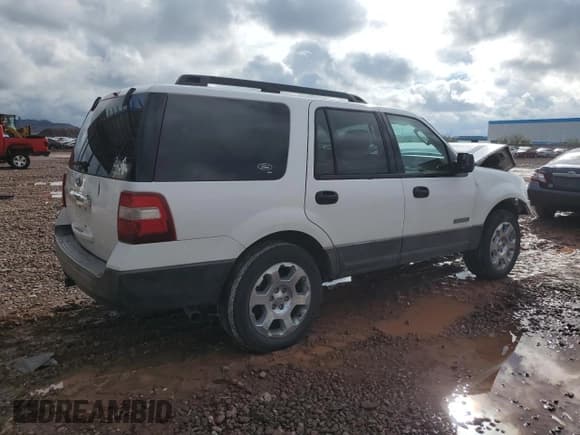 ✅ 2007 Ford Expedition XLT • VIN: 1FMFU16527LA80669 • Lot: 93370235. Listed on Copart with 213,348 mi. Free auction sales archive from the USA and detailed vehicle history report at DreamBid. Image 3.