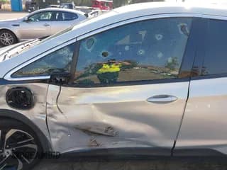 ✅ 2022 Chevrolet Bolt EV 2LT • VIN: 1G1FX6S0XN4101321 • Лот: 41402829. Опубликован ранее на IAAI с пробегом 45 196 миль. Бесплатный доступ к архиву аукционных продаж из США и подробный отчёт об истории автомобиля на DreamBid. Изображение 6.