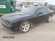 ✅ 2012 Dodge Challenger SXT • VIN: 2C3CDYAG5CH214207 • Lot: 41742866. Wystawiony na IAAI z przebiegiem 127 710 mil. Bezpłatny archiwum sprzedaży aukcyjnych z USA i szczegółowy raport historii pojazdu na DreamBid. Zdjęcie 17.