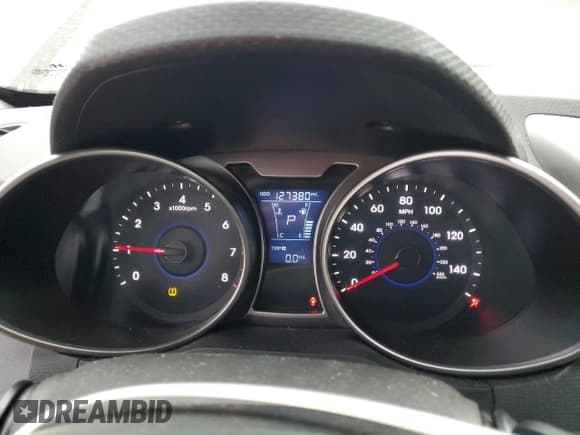 ✅ 2012 Hyundai Veloster w/Red Int • VIN: KMHTC6AD9CU046959 • Lot: 83372544. Wystawiony na Copart z przebiegiem 127 380 mil. Bezpłatny archiwum sprzedaży aukcyjnych z USA i szczegółowy raport historii pojazdu na DreamBid. Zdjęcie 9.