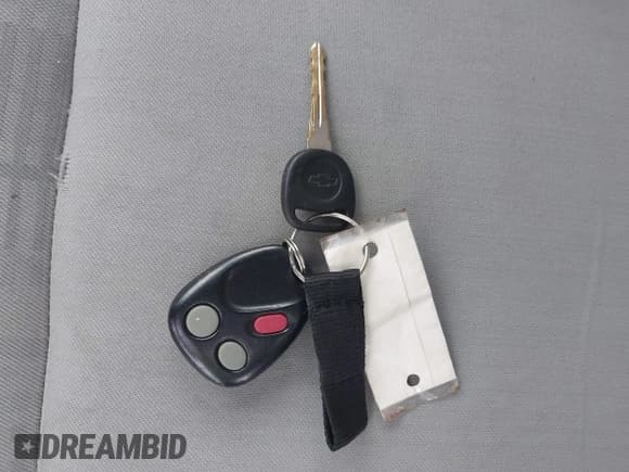 ✅ 2005 Chevrolet Equinox LS • VIN: 2CNDL23F756046004 • Лот: 42031984. Опубликован ранее на IAAI с пробегом 142 056 миль. Бесплатный доступ к архиву аукционных продаж из США и подробный отчёт об истории автомобиля на DreamBid. Изображение 11.