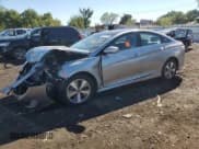 ✅ 2011 Hyundai Sonata Hybrid • VIN: KMHEC4A47BA007722 • Лот: 85583145. Опубликован ранее на Copart с пробегом Не указан. Бесплатный доступ к архиву аукционных продаж из США и подробный отчёт об истории автомобиля на DreamBid. Изображение 1.