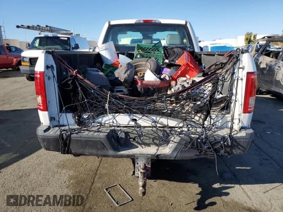 ✅ 2015 Ford F-150 XL • VIN: 1FTMF1CP9FFA40307 • Lot: 80064004. Wystawiony na Copart z przebiegiem 70 983 mil. Bezpłatny archiwum sprzedaży aukcyjnych z USA i szczegółowy raport historii pojazdu na DreamBid. Zdjęcie 10.