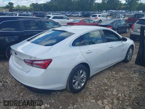 2020 Chevrolet Malibu LT with VIN 1G1ZD5ST6LF029626, listed as a IAAI auction lot 43044724 with 92,413 mi miles and . Bid and sale history available at DreamBid. Image 4.