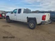 ✅ 2007 Chevrolet Silverado 2500HD Work Truck • VIN: 1GCHK29K67E542939 • Лот: 96156915. Опубликован ранее на Copart с пробегом 294 980 миль. Бесплатный доступ к архиву аукционных продаж из США и подробный отчёт об истории автомобиля на DreamBid. Изображение 2.