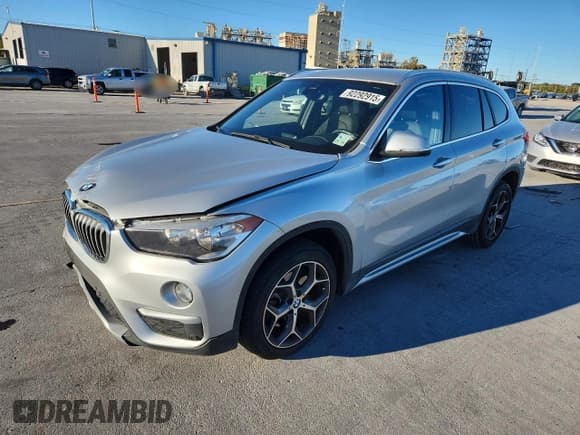 ✅ 2019 BMW X1 sDrive28i • VIN: WBXHU7C59K5L10857 • Лот: 92292915. Опубликован ранее на Copart с пробегом 32 649 миль. Бесплатный доступ к архиву аукционных продаж из США и подробный отчёт об истории автомобиля на DreamBid. Изображение 1.