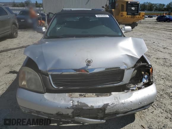 ✅ 2001 Cadillac DeVille • VIN: 1G6KD54Y61U241472 • Lot: 69449404. Listed on Copart with 104,543 mi. Free auction sales archive from the USA and detailed vehicle history report at DreamBid. Image 5.