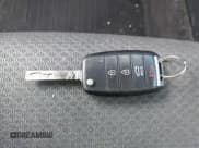 ✅ 2018 Kia Optima LX • VIN: 5XXGT4L3XJG222497 • Лот: 43488726. Опубликован ранее на IAAI с пробегом 118 862 миль. Бесплатный доступ к архиву аукционных продаж из США и подробный отчёт об истории автомобиля на DreamBid. Изображение 11.