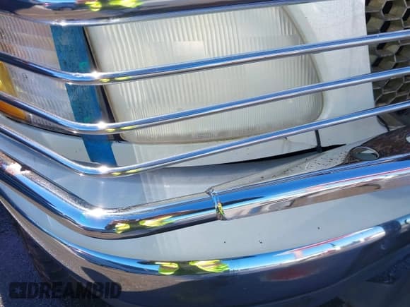 ✅ 2001 Ford F-150 XLT • VIN: 1FTRW08L31KF49721 • Lot: 43422900. Wystawiony na IAAI z przebiegiem 421 436 mil. Bezpłatny archiwum sprzedaży aukcyjnych z USA i szczegółowy raport historii pojazdu na DreamBid. Zdjęcie 6.