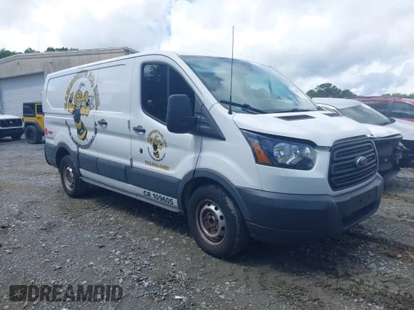 ✅ 2015 Ford Transit • VIN: 1FTNE1ZG2FKB19078 • Lot: 42238221. Listed on IAAI with 163,402 mi. Free auction sales archive from the USA and detailed vehicle history report at DreamBid. Image 13.