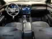 2024 Hyundai Santa Cruz SEL z VIN 5NTJCDAE0RH077594, wystawiony jako Copart lot #83549744 z przebiegiem 31 462 mil mil oraz Szkoda całkowita • Salvage title. Historia ofert i sprzedaży dostępna na DreamBid. Obrazek 8.