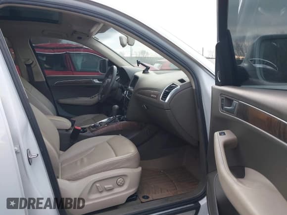 ✅ 2012 Audi Q5 Prestige • VIN: WA1WKAFP1CA033421 • Lot: 43894131. Listed on IAAI with 163,713 mi. Free auction sales archive from the USA and detailed vehicle history report at DreamBid. Image 5.