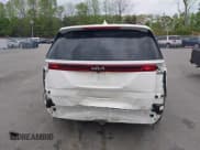 ✅ 2023 Kia Carnival LX • VIN: KNDNB4H34P6254954 • Lot: 42033166. Listed on IAAI with 42,151 mi. Free auction sales archive from the USA and detailed vehicle history report at DreamBid. Image 17.