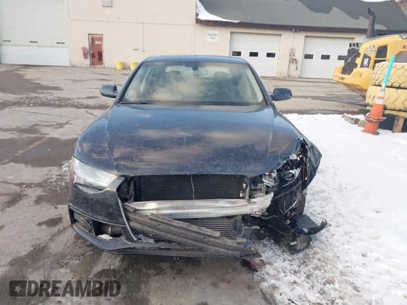 ✅ 2014 Audi A4 Premium Plus • VIN: WAUFFAFL2EA128108 • Lot: 41411890. Listed on IAAI with 22,710 mi. Free auction sales archive from the USA and detailed vehicle history report at DreamBid. Image 13.