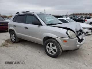 2005 Hyundai Tucson GL z VIN KM8JM12B85U101120, wystawiony jako Copart lot #81609074 z przebiegiem 181 914 mil mil oraz Szkoda całkowita • Salvage title. Historia ofert i sprzedaży dostępna na DreamBid. Obrazek 4.