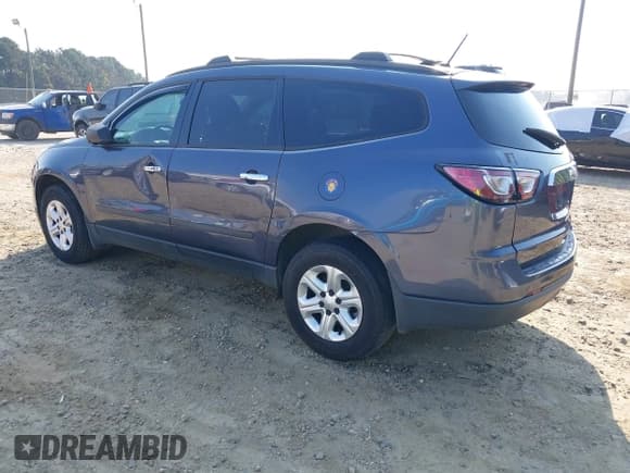 ✅ 2014 Chevrolet Traverse LS • VIN: 1GNKRFKD7EJ130710 • Lot: 43246425. Wystawiony na IAAI z przebiegiem 102 588 mil. Bezpłatny archiwum sprzedaży aukcyjnych z USA i szczegółowy raport historii pojazdu na DreamBid. Zdjęcie 3.