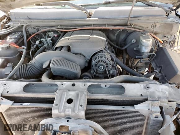 ✅ 2009 GMC Sierra 1500 SL • VIN: 1GTEC19C69Z274148 • Лот: 91084315. Опубликован ранее на Copart с пробегом 292 490 миль. Бесплатный доступ к архиву аукционных продаж из США и подробный отчёт об истории автомобиля на DreamBid. Изображение 11.