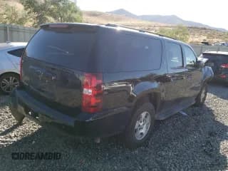 ✅ 2007 Chevrolet Suburban LTZ • VIN: 3GNFK16347G260054 • Lot: 70773884. Wystawiony na Copart z przebiegiem Nie podano. Bezpłatny archiwum sprzedaży aukcyjnych z USA i szczegółowy raport historii pojazdu na DreamBid. Zdjęcie 3.