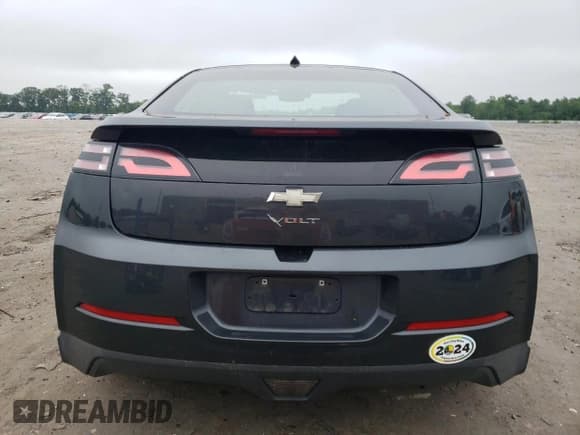 ✅ 2014 Chevrolet Volt • VIN: 1G1RE6E4XEU165103 • Lot: 55481574. Wystawiony na Copart z przebiegiem 131 337 mil. Bezpłatny archiwum sprzedaży aukcyjnych z USA i szczegółowy raport historii pojazdu na DreamBid. Zdjęcie 6.
