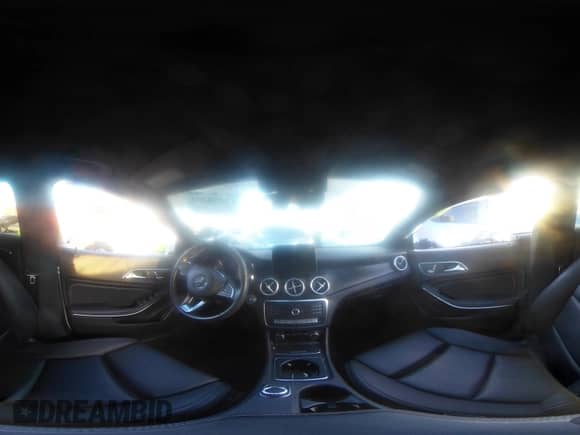 2019 Mercedes-Benz CLA 250 с VIN WDDSJ4EB0KN776745, выставлен на аукционе IAAI как лот 43358222 с пробегом 49 974 миль миль и . История ставок и продаж доступна на DreamBid. Изображение 18.