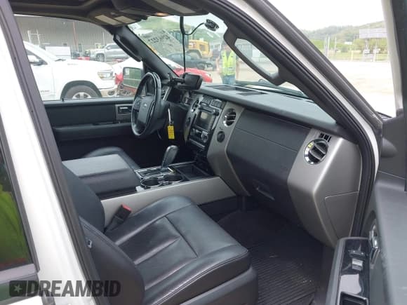 ✅ 2014 Ford Expedition Max Limited • VIN: 1FMJK2A51EEF44212 • Lot: 42063227. Wystawiony na IAAI z przebiegiem 115 710 mil. Bezpłatny archiwum sprzedaży aukcyjnych z USA i szczegółowy raport historii pojazdu na DreamBid. Zdjęcie 5.