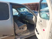 ✅ 2002 Ford F-150 XL • VIN: 1FTRX17262NA11462 • Лот: 43663990. Опубликован ранее на IAAI с пробегом 151 492 миль. Бесплатный доступ к архиву аукционных продаж из США и подробный отчёт об истории автомобиля на DreamBid. Изображение 5.