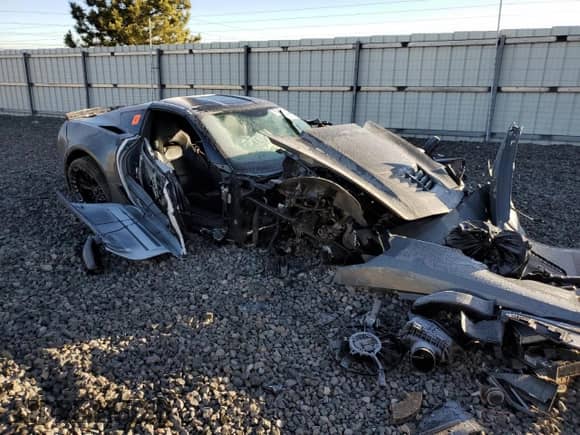 2015 Chevrolet Corvette Z06 2LZ with VIN 1G1YS2D62F5609540, listed as a Copart auction lot 81647914 with Not provided miles and Salvage title. Bid and sale history available at DreamBid. Image 4.