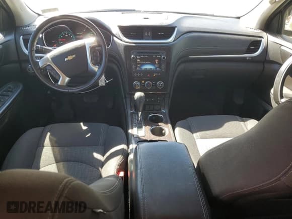 ✅ 2016 Chevrolet Traverse LT • VIN: 1GNKVGKD7GJ181743 • Lot: 84922375. Wystawiony na Copart z przebiegiem 89 322 mil. Bezpłatny archiwum sprzedaży aukcyjnych z USA i szczegółowy raport historii pojazdu na DreamBid. Zdjęcie 8.