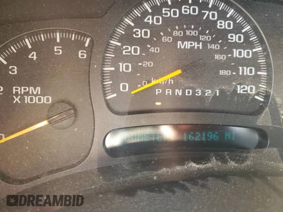 2006 Chevrolet Silverado 1500 LS with VIN 1GCEC14XX6Z302815, listed as a Copart auction lot 85878565 with 162,196 mi miles and Salvage title. Bid and sale history available at DreamBid. Image 9.