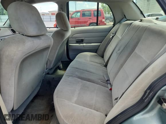 ✅ 2005 Ford Police Interceptor • VIN: 2FAFP71W55X173836 • Лот: 67728805. Опубликован ранее на Copart с пробегом 223 554 миль. Бесплатный доступ к архиву аукционных продаж из США и подробный отчёт об истории автомобиля на DreamBid. Изображение 10.