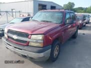 ✅ 2005 Chevrolet Avalanche Z66 • VIN: 3GNEC12ZX5G142963 • Lot: 42617722. Listed on IAAI with Not provided. Free auction sales archive from the USA and detailed vehicle history report at DreamBid. Image 2.