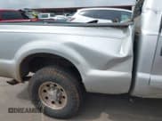 ✅ 2001 Ford F-250 XL • VIN: 1FTNW20F11ED18881 • Lot: 42125369. Wystawiony na IAAI z przebiegiem 156 856 mil. Bezpłatny archiwum sprzedaży aukcyjnych z USA i szczegółowy raport historii pojazdu na DreamBid. Zdjęcie 13.