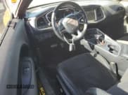 ✅ 2018 Dodge Challenger T/A 392 • VIN: 2C3CDZFJ0JH200125 • Lot: 92027255. Wystawiony na Copart z przebiegiem 51 077 mil. Bezpłatny archiwum sprzedaży aukcyjnych z USA i szczegółowy raport historii pojazdu na DreamBid. Zdjęcie 8.