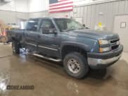 ✅ 2006 Chevrolet Silverado 2500HD LT3 • VIN: 1GCHK23U26F271526 • Лот: 63318455. Опубликован ранее на Copart с пробегом 202 510 миль. Бесплатный доступ к архиву аукционных продаж из США и подробный отчёт об истории автомобиля на DreamBid. Изображение 4.