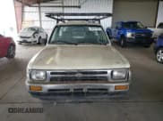 ✅ 1995 Toyota Pickup • VIN: JT4RN81A4S5207818 • Lot: 68381985. Wystawiony na Copart z przebiegiem 254 035 mil. Bezpłatny archiwum sprzedaży aukcyjnych z USA i szczegółowy raport historii pojazdu na DreamBid. Zdjęcie 5.