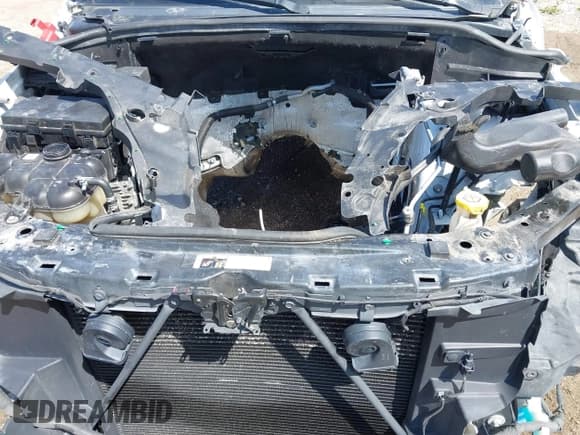 ✅ 2019 Jeep Grand Cherokee Upland • VIN: 1C4RJFAG4KC566506 • Lot: 42355720. Listed on IAAI with 127,141 mi. Free auction sales archive from the USA and detailed vehicle history report at DreamBid. Image 10.