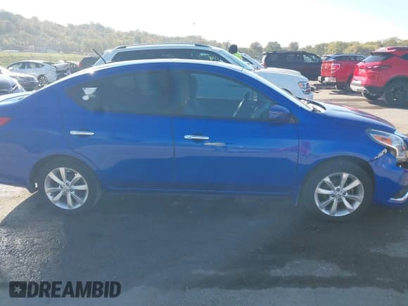 ✅ 2015 Nissan Versa SV • VIN: 3N1CN7AP6FL889114 • Lot: 43595004. Listed on IAAI with 101,319 mi. Free auction sales archive from the USA and detailed vehicle history report at DreamBid. Image 13.