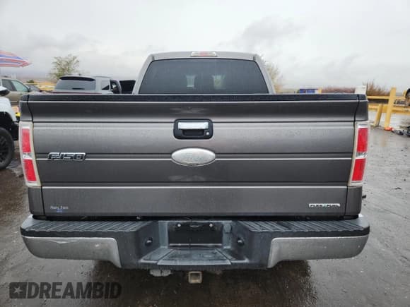 ✅ 2011 Ford F-150 Lariat • VIN: 1FTFW1EF9BFD40145 • Lot: 93865255. Wystawiony na Copart z przebiegiem 154 528 mil. Bezpłatny archiwum sprzedaży aukcyjnych z USA i szczegółowy raport historii pojazdu na DreamBid. Zdjęcie 6.