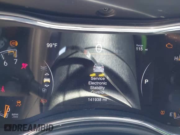 2018 Jeep Grand Cherokee Limited z VIN 1C4RJEBG5JC512008, wystawiony jako IAAI lot #42897081 z przebiegiem 141 938 mil mil oraz . Historia ofert i sprzedaży dostępna na DreamBid. Obrazek 7.