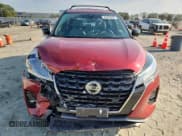 ✅ 2021 Nissan Kicks SR • VIN: 3N1CP5DV5ML542105 • Лот: 80850305. Опубликован ранее на Copart с пробегом 82 426 миль. Бесплатный доступ к архиву аукционных продаж из США и подробный отчёт об истории автомобиля на DreamBid. Изображение 5.