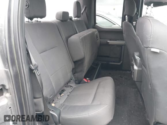 ✅ 2017 Ford F-150 XL • VIN: 1FTEX1CP6HFA24411 • Лот: 43759797. Опубликован ранее на IAAI с пробегом 108 839 миль. Бесплатный доступ к архиву аукционных продаж из США и подробный отчёт об истории автомобиля на DreamBid. Изображение 8.