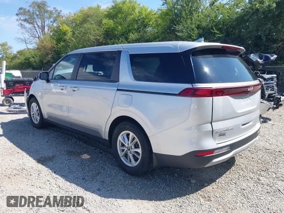 ✅ 2022 Kia Carnival LXS • VIN: KNDNB4H32N6122787 • Lot: 43179301. Wystawiony na IAAI z przebiegiem 44 883 mil. Bezpłatny archiwum sprzedaży aukcyjnych z USA i szczegółowy raport historii pojazdu na DreamBid. Zdjęcie 3.