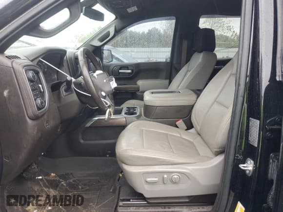 ✅ 2019 Chevrolet Silverado 1500 LT Trail Boss • VIN: 1GCPYFEDXKZ419543 • Lot: 71736934. Wystawiony na Copart z przebiegiem 75 211 mil. Bezpłatny archiwum sprzedaży aukcyjnych z USA i szczegółowy raport historii pojazdu na DreamBid. Zdjęcie 7.