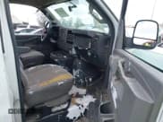 ✅ 2017 Chevrolet Express Cargo • VIN: 1GCWGAFFXH1106050 • Лот: 43438143. Опубликован ранее на IAAI с пробегом 126 166 миль. Бесплатный доступ к архиву аукционных продаж из США и подробный отчёт об истории автомобиля на DreamBid. Изображение 5.