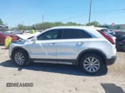 ✅ 2020 Cadillac XT4 FWD Premium Luxury • VIN: 1GYFZCR49LF138493 • Лот: 41894823. Опубликован ранее на IAAI с пробегом 49 000 миль. Бесплатный доступ к архиву аукционных продаж из США и подробный отчёт об истории автомобиля на DreamBid. Изображение 14.