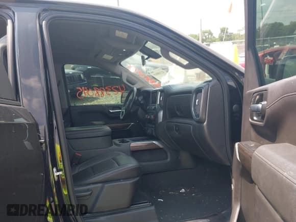 ✅ 2021 Chevrolet Silverado 1500 RST • VIN: 3GCUYEEL1MG363239 • Lot: 42388045. Wystawiony na IAAI z przebiegiem 73 167 mil. Bezpłatny archiwum sprzedaży aukcyjnych z USA i szczegółowy raport historii pojazdu na DreamBid. Zdjęcie 5.