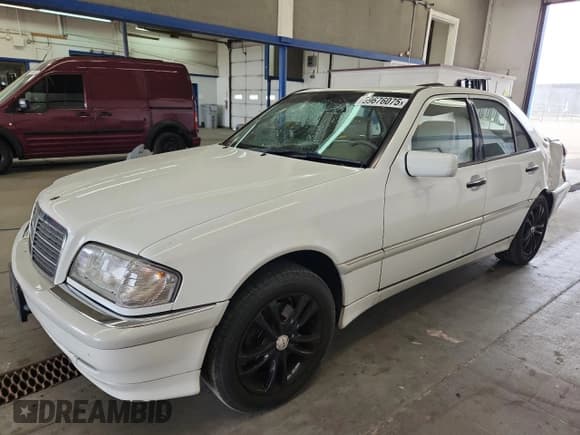 ✅ 1999 Mercedes-Benz C 230/260/280/320 • VIN: WDBHA29G7XA709264 • Lot: 59676075. Listed on Copart with 156,393 mi. Free auction sales archive from the USA and detailed vehicle history report at DreamBid. Image 1.