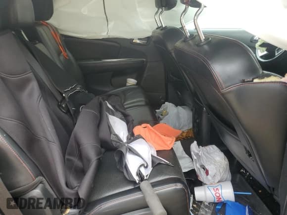 ✅ 2018 Dodge Journey GT • VIN: 3C4PDCEG9JT381071 • Lot: 84194535. Listed on Copart with 173,030 mi. Free auction sales archive from the USA and detailed vehicle history report at DreamBid. Image 11.