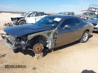 ✅ 2012 Dodge Challenger SXT • VIN: 2C3CDYAGXCH285791 • Lot: 41613090. Wystawiony na IAAI z przebiegiem 182 466 mil. Bezpłatny archiwum sprzedaży aukcyjnych z USA i szczegółowy raport historii pojazdu na DreamBid. Zdjęcie 2.